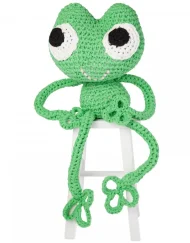 Frog Maxigurumi crochet kit to create adorable child's toy frog